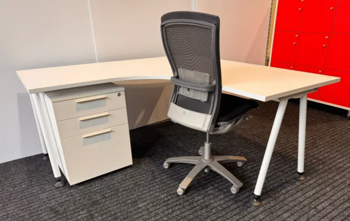 Office Furniture Set; Desk, Chair, Mobile Drawer - Image 1