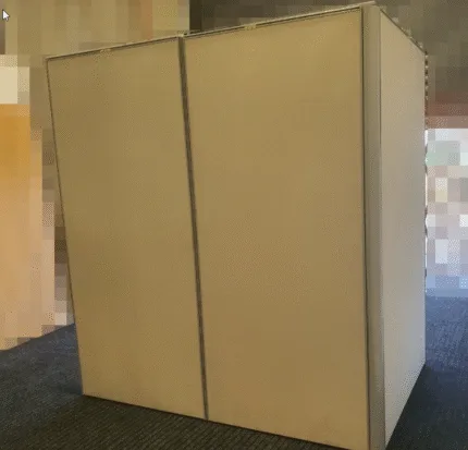 Free standing partition